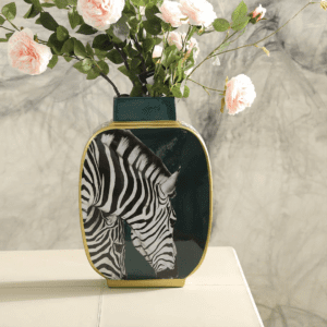 wall-mounted-vases